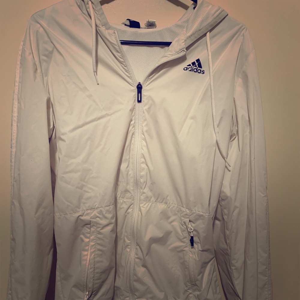 No a huge fan of windbreakers
